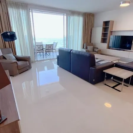 Quisisana - 3 Bedroom Sea View